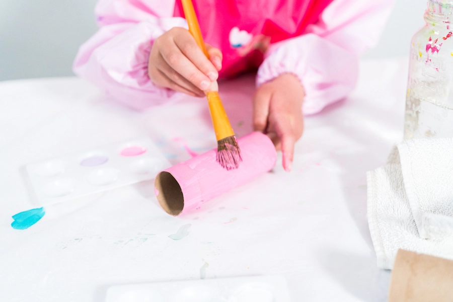 craft_cardboard_tube_painting Cardboard craft tubes kids painting